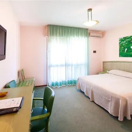 American Otel Lignano Sabbiadoro