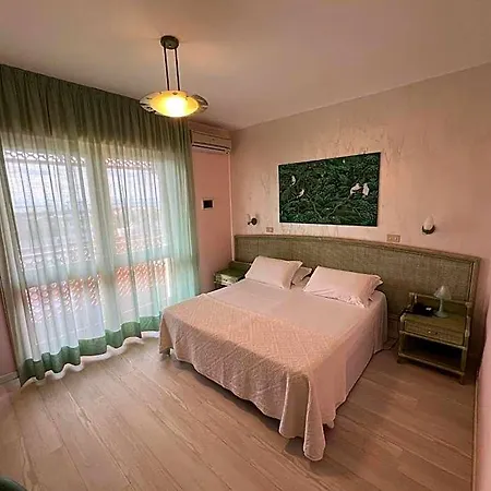 American 3* Λινιάνο Σαμπιαντόρο