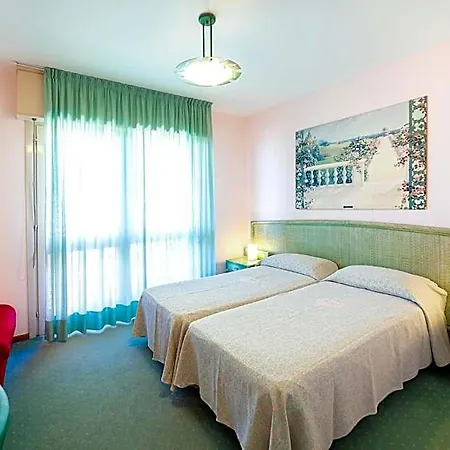 American Otel Lignano Sabbiadoro
